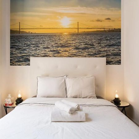 Apartamento Beautiful 3-Story House In Chiado With A 40M² Private Terrace Lisboa Exterior foto