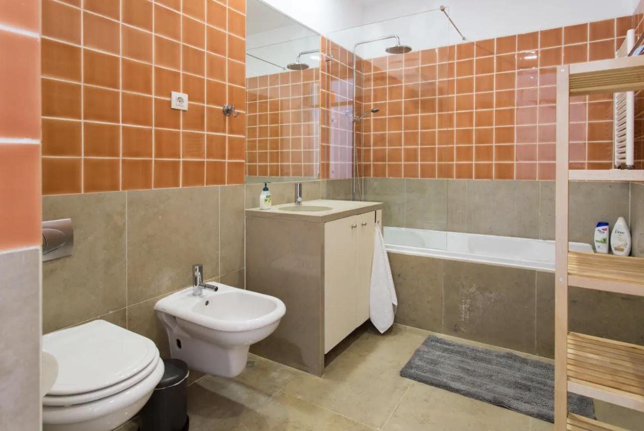 Apartamento Beautiful 3-Story House In Chiado With A 40M² Private Terrace Lisboa Exterior foto