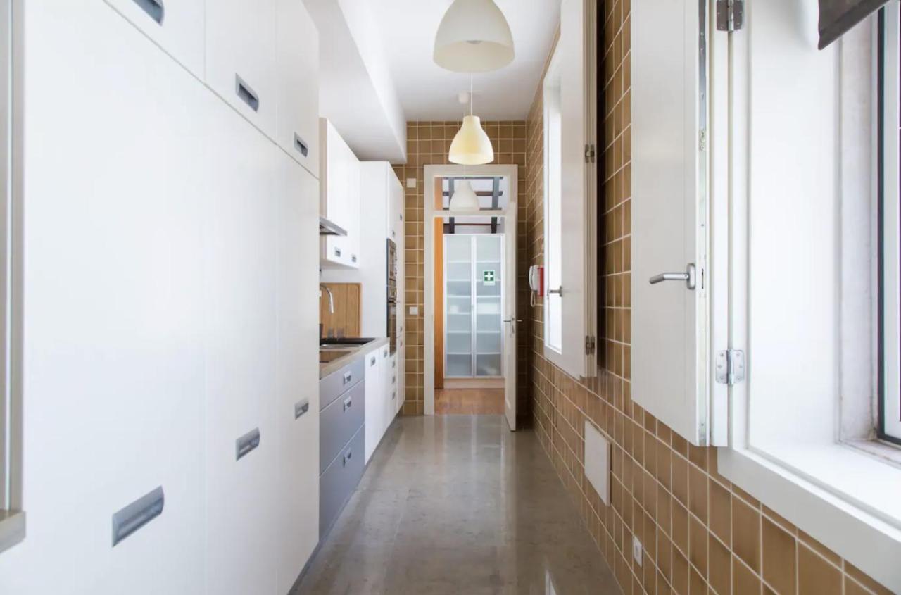 Apartamento Beautiful 3-Story House In Chiado With A 40M² Private Terrace Lisboa Exterior foto